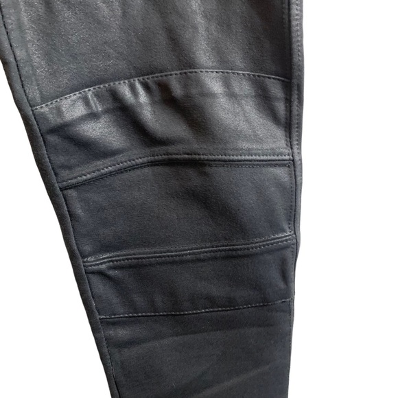 David Lerner Moto Detail Leggings - Picture 7 of 9